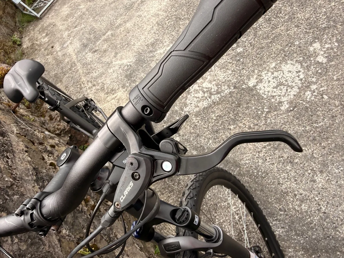 Cube Ladies Hybrid Bike - Image 4