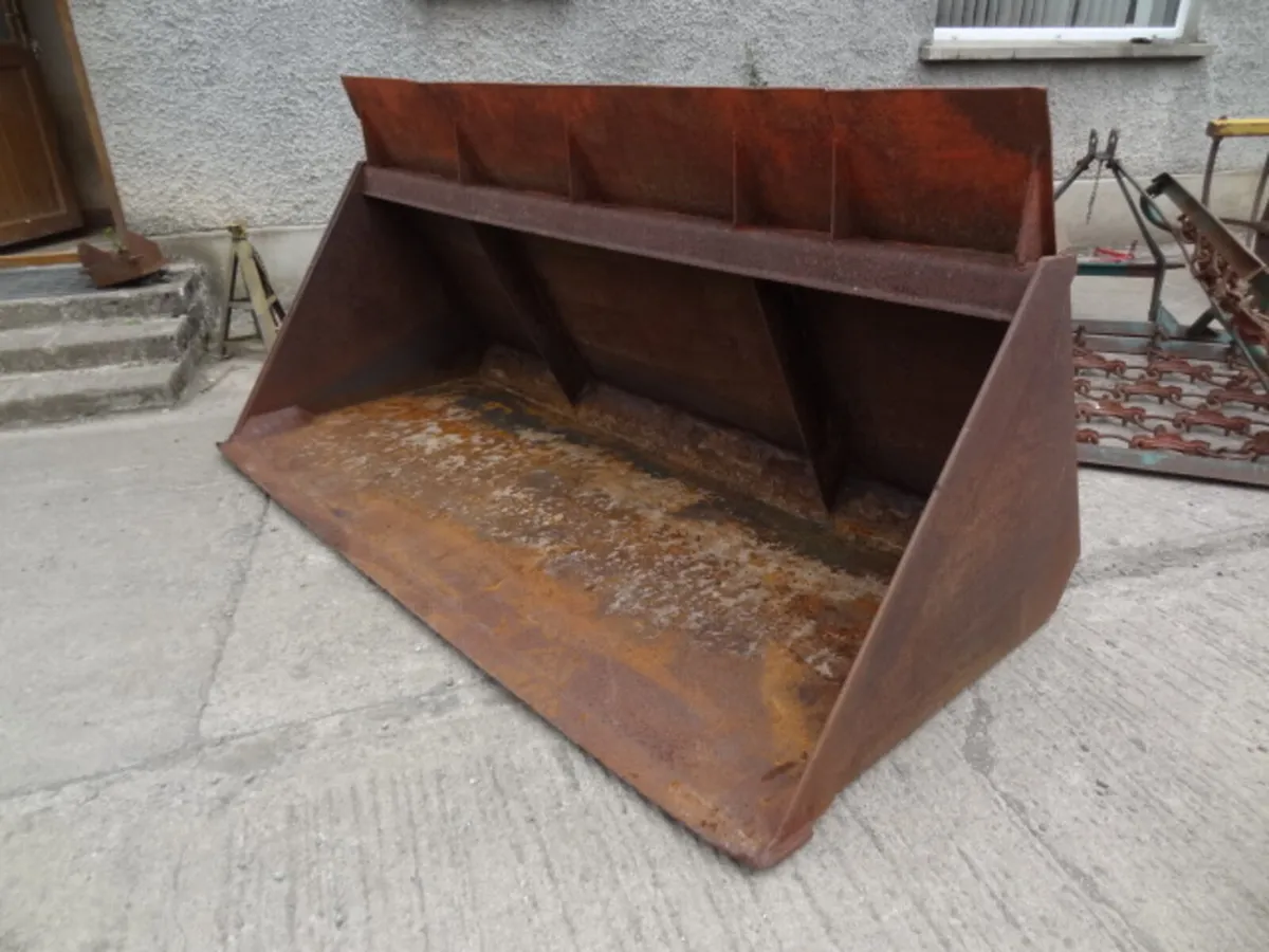 Slewtic 7FT8 Large Capacity Bucket - Image 3