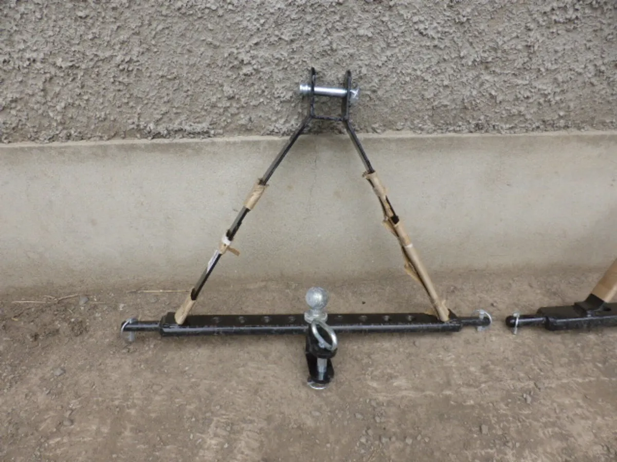 Linkage Drawbar with Ball Hitch 3 Sizes Available - Image 2