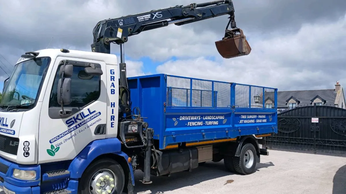 Daf tipper & crane. - Image 1