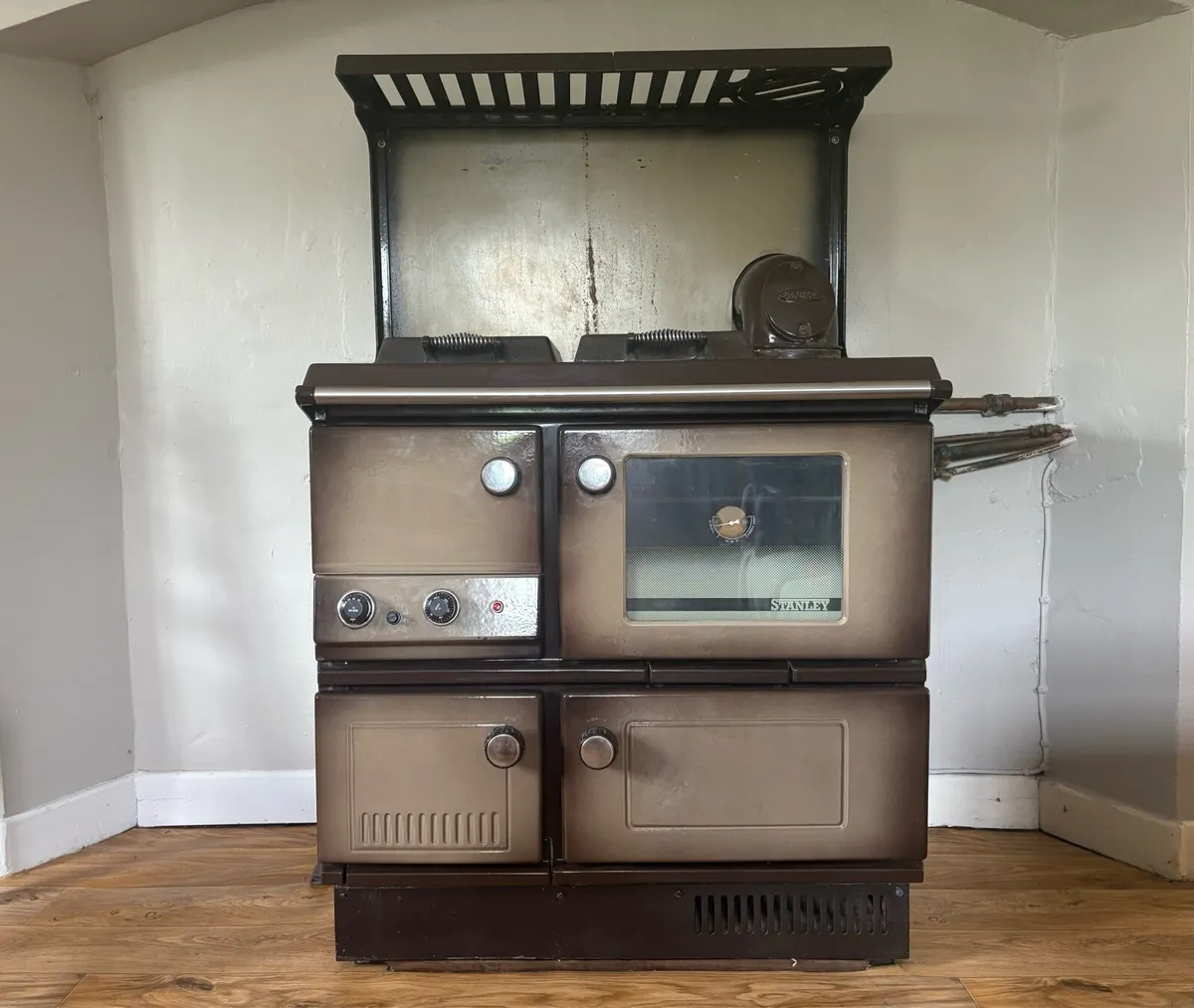 Stanley Super Star Oil Range Cooker - Image 1