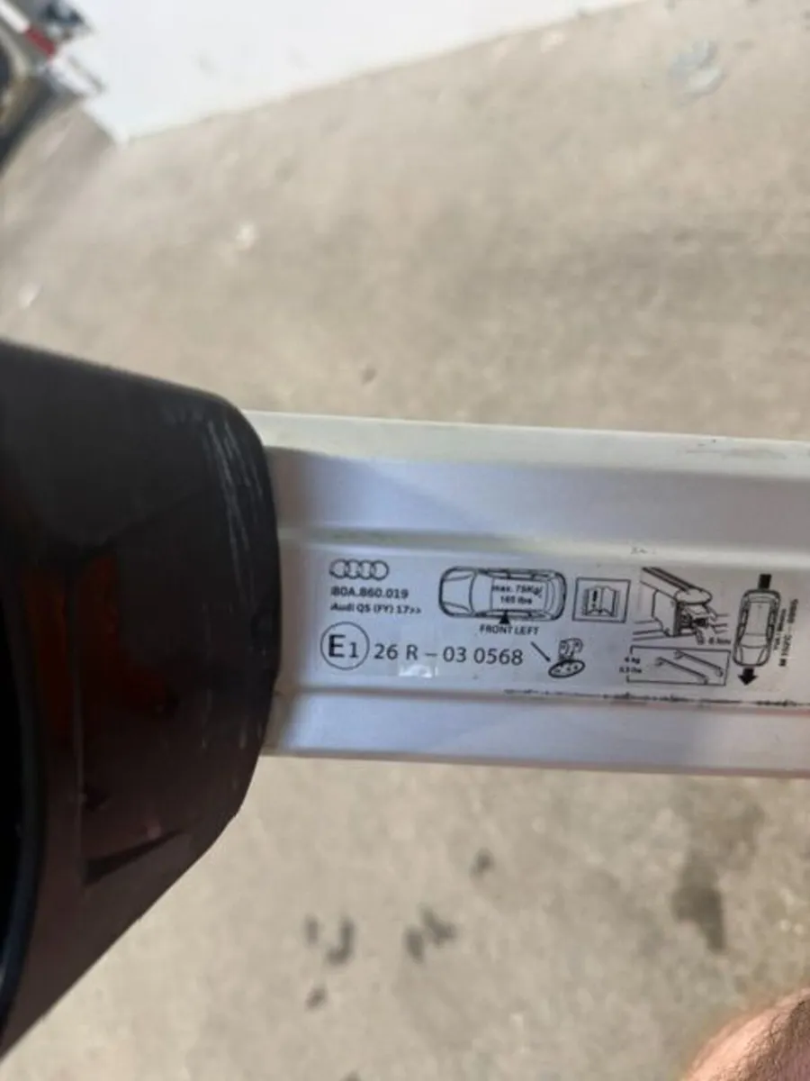 Audi Q5 Roof Bars 2020-2025 - Image 3
