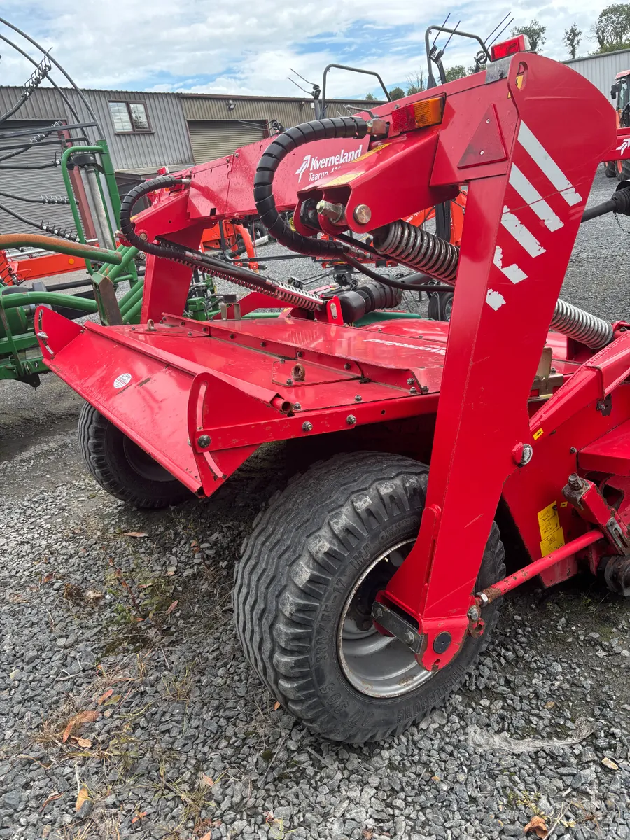2012 Kverneland 4328 Trailed Conditioner Mower - Image 4