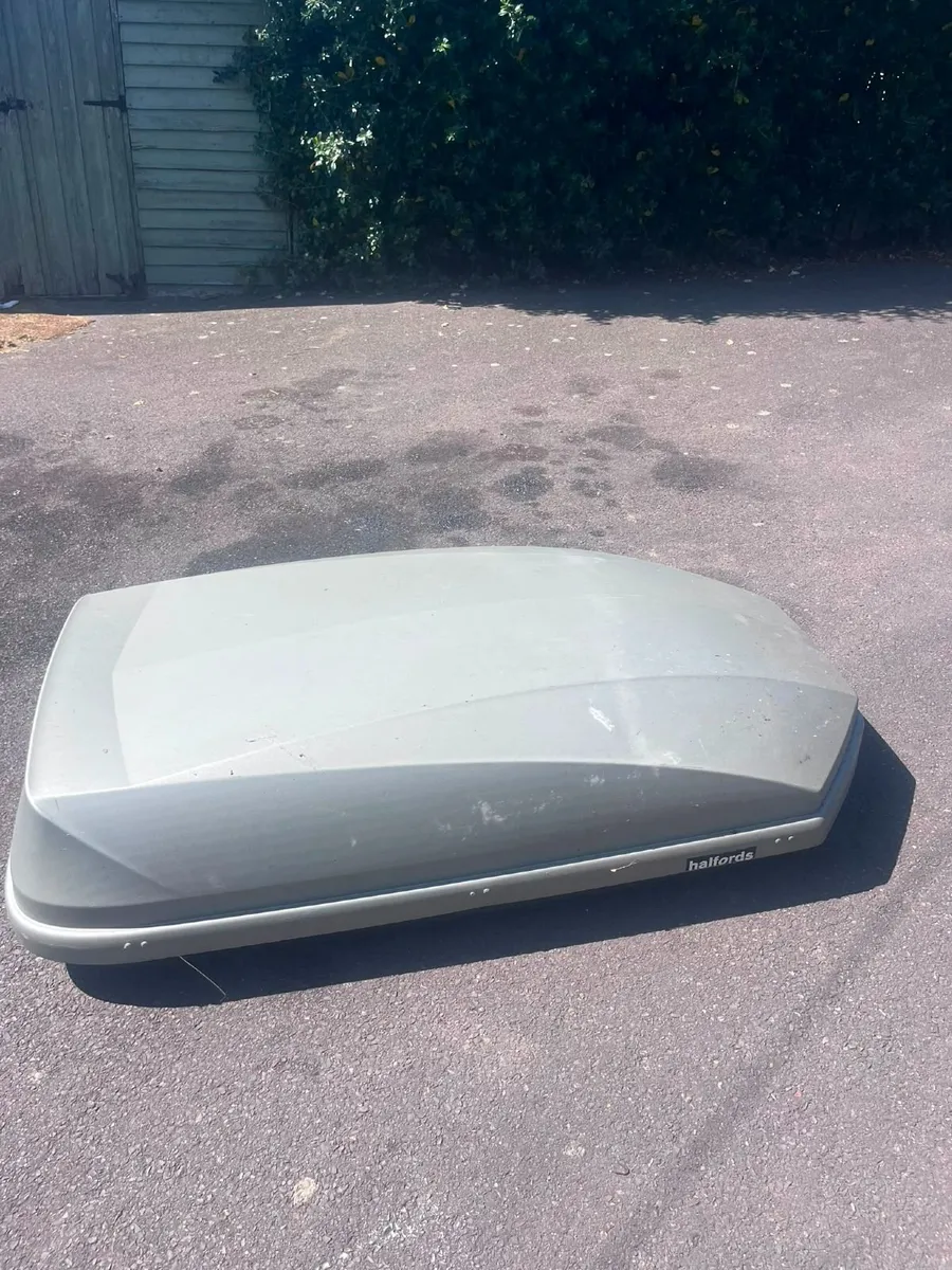 Roofbox - Image 1