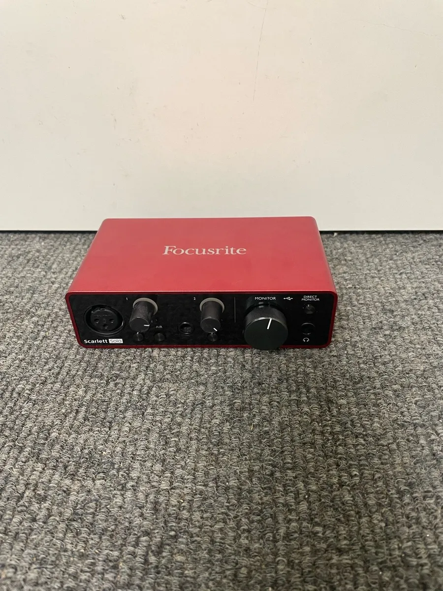 Focusrite Scarlett Solo 3rd Gen Audio Interface - Image 1