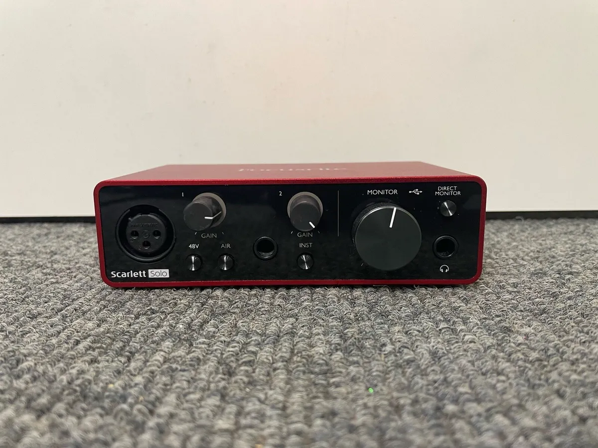Focusrite Scarlett Solo 3rd Gen Audio Interface - Image 3