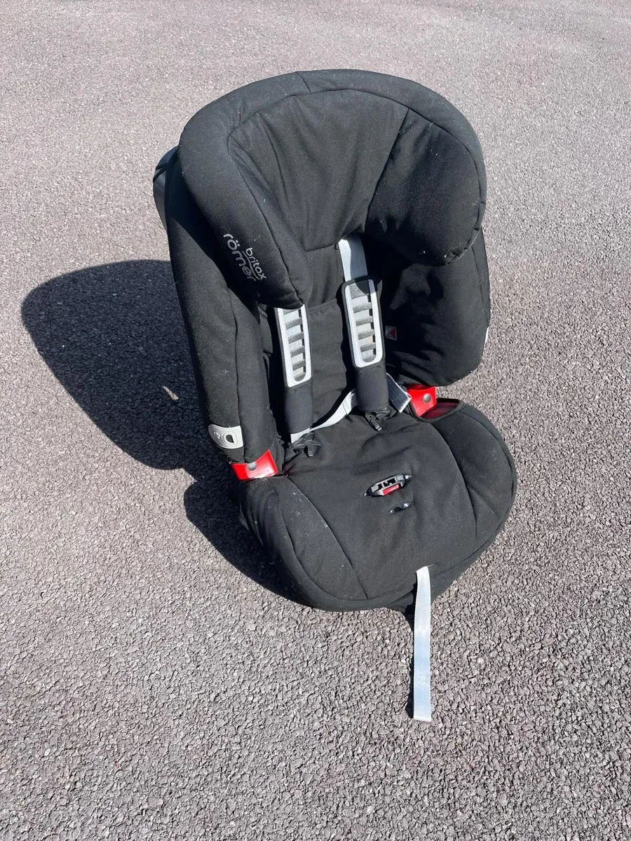 Child Seat - Image 1