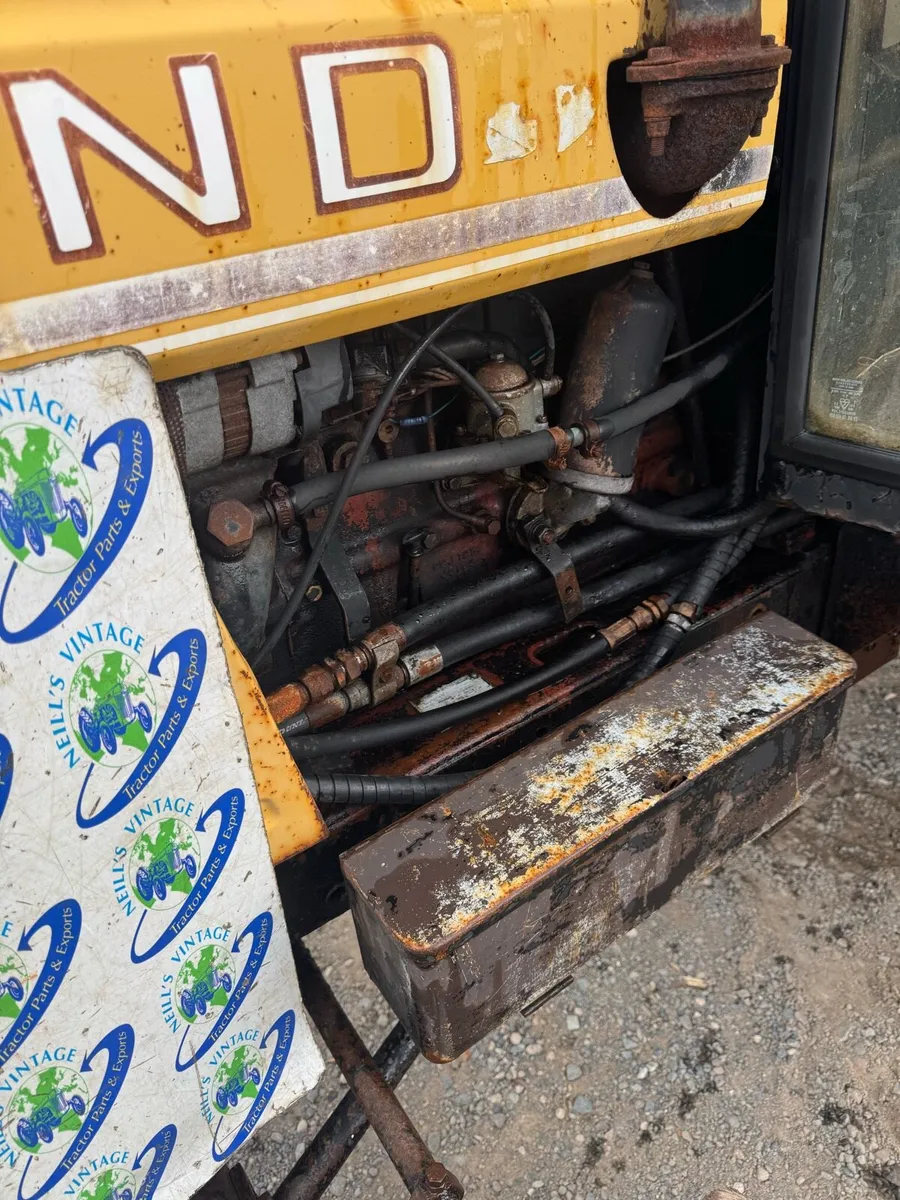 Leyland 702 2WD Tractor - Image 3