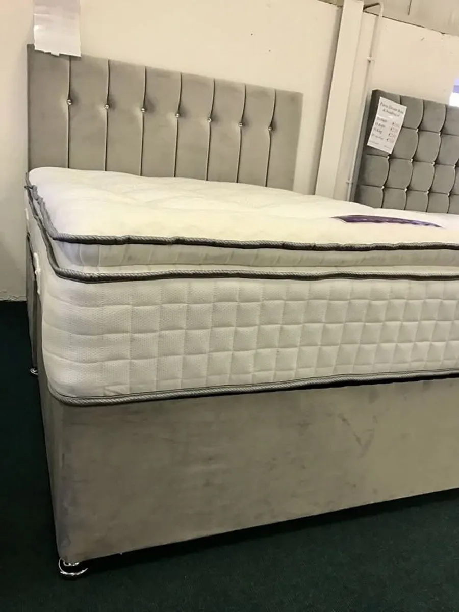 Queen beds - Image 4