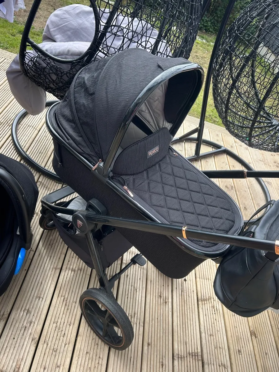 pram - Image 3