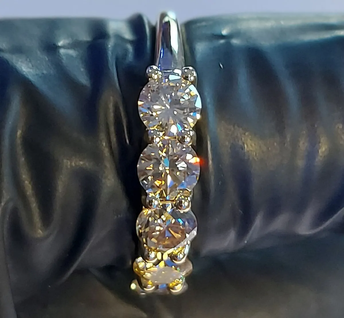 1.6 ct VS-SI Natural Diamond 14Kt Gold Ring IGI - Image 4