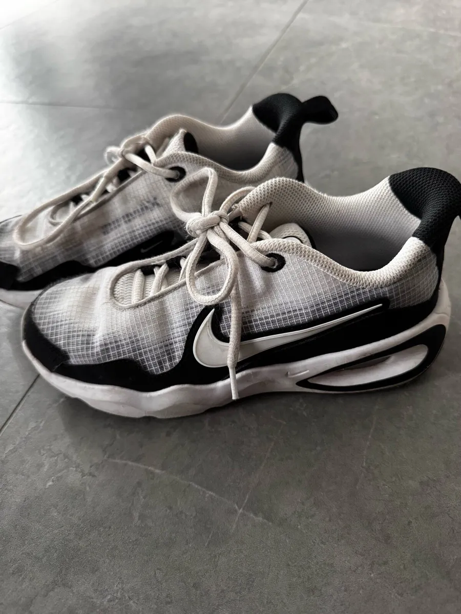 Runners - Image 2