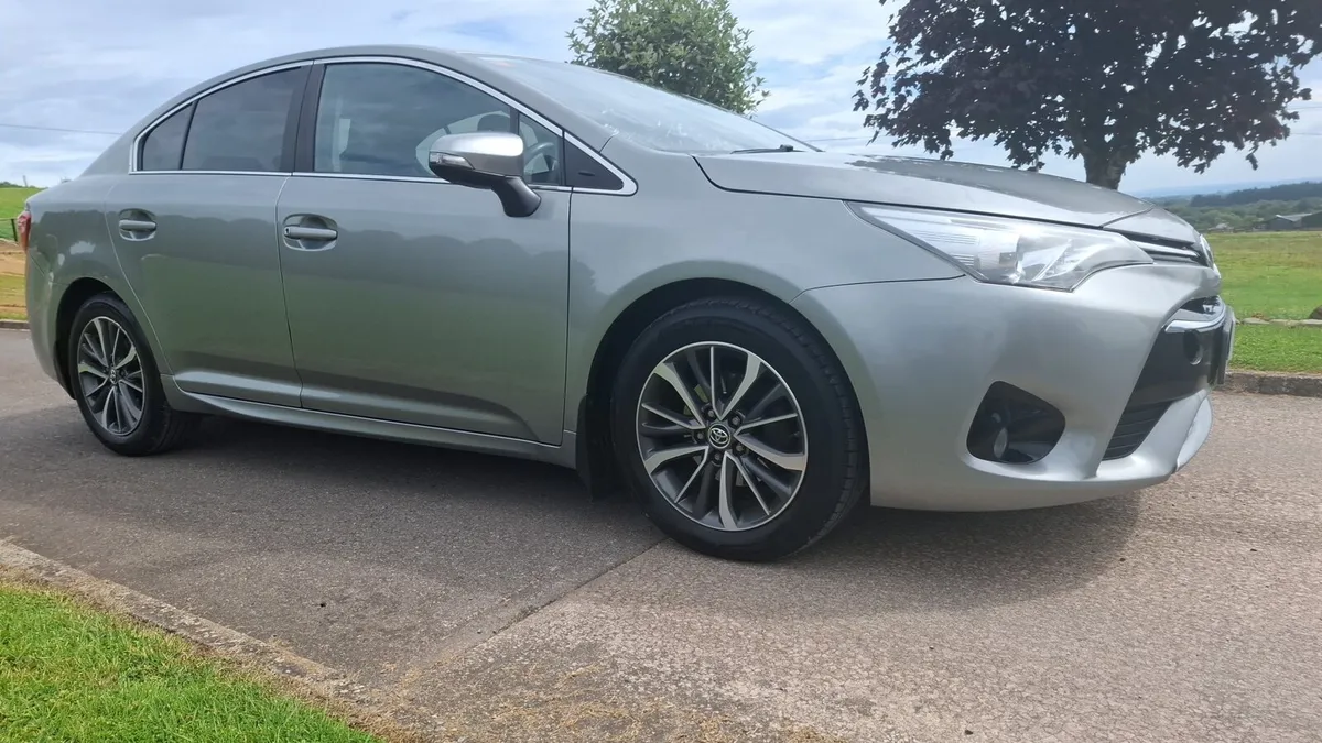 2018 Toyota Avensis Sol 1.6 Diesel Immaculate - Image 2