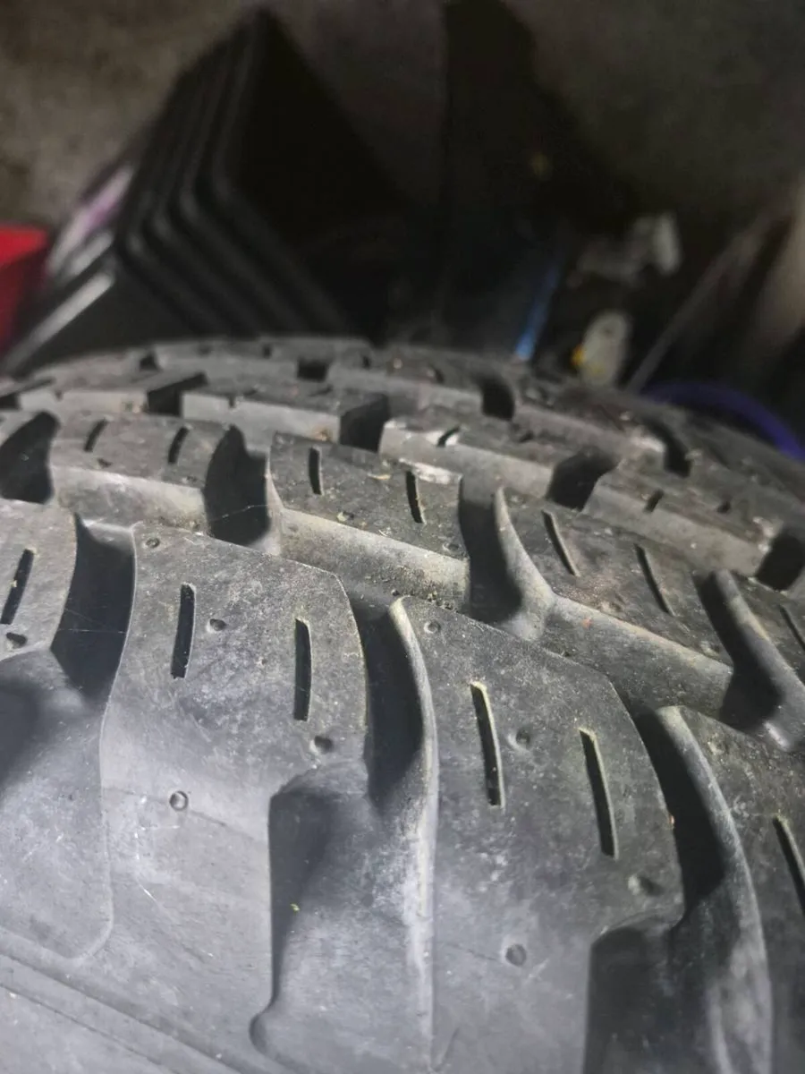 Tyre Yokohama 255 70 R15 - Image 2