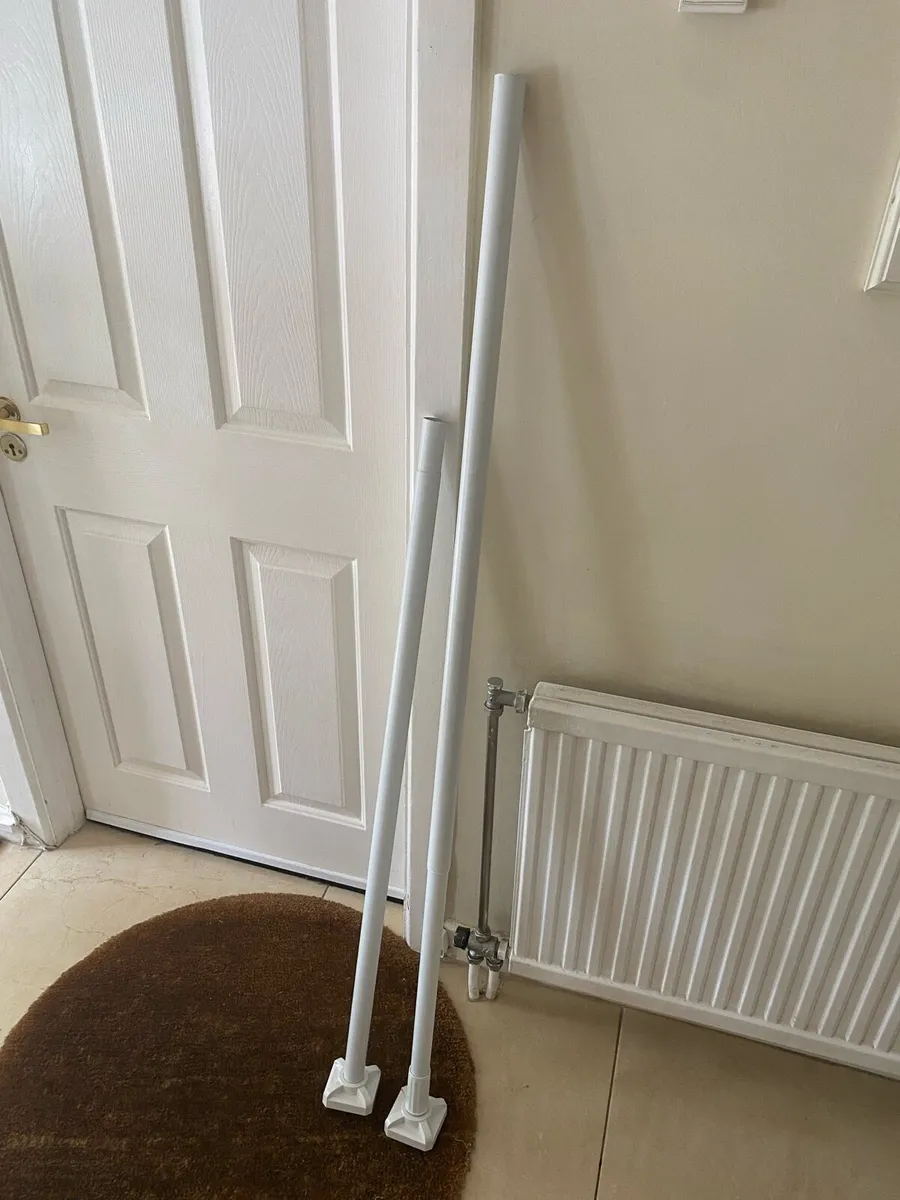 Telescopic extendable rod to hold colhes/curtain - Image 4
