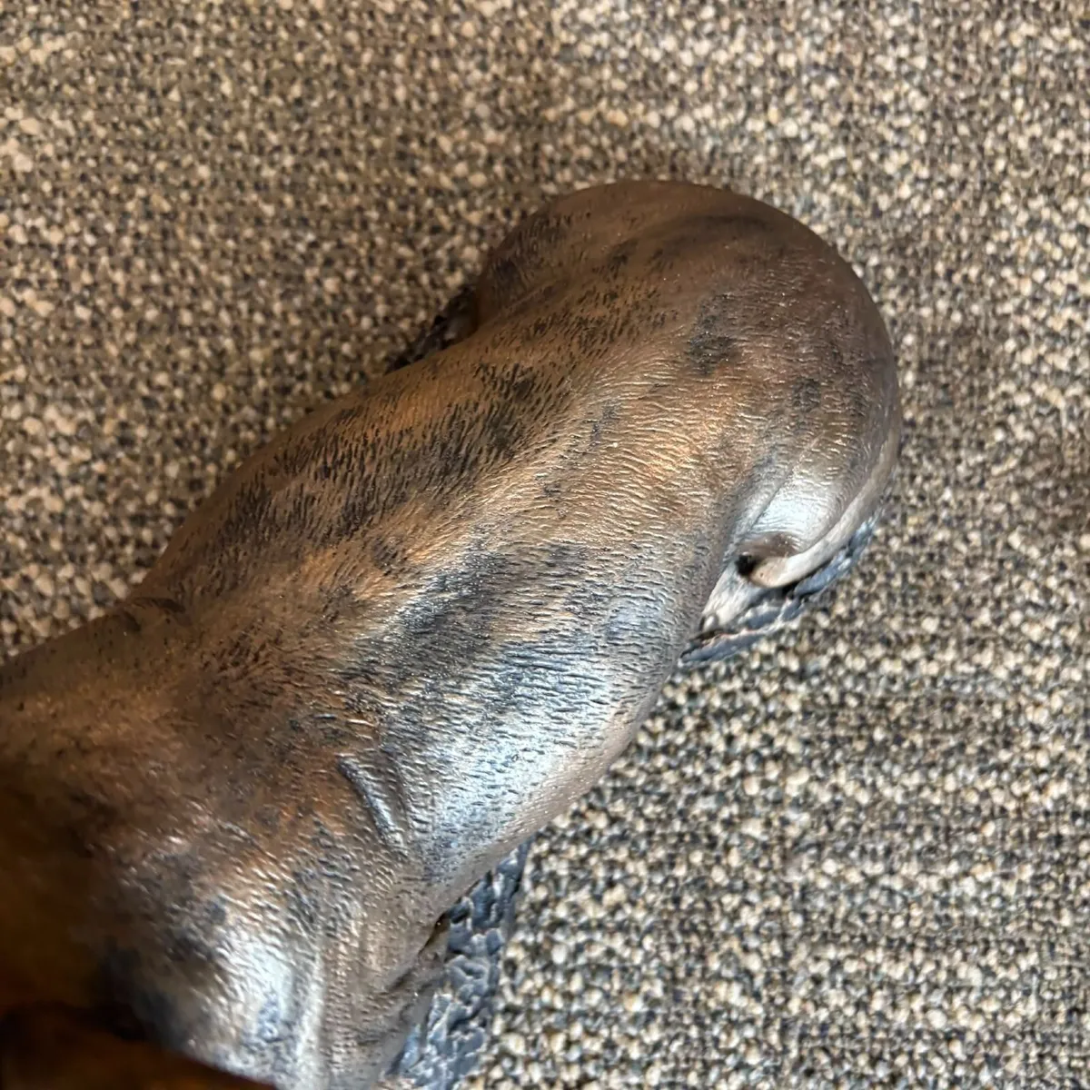 Stone, sausage dog, with a bronzed or antiqued met - Image 3
