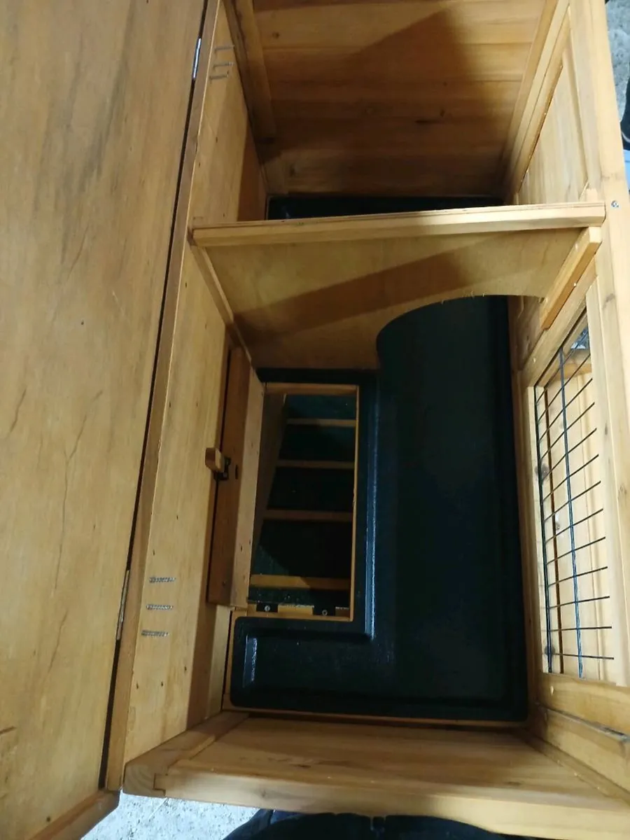 Cages - Image 4