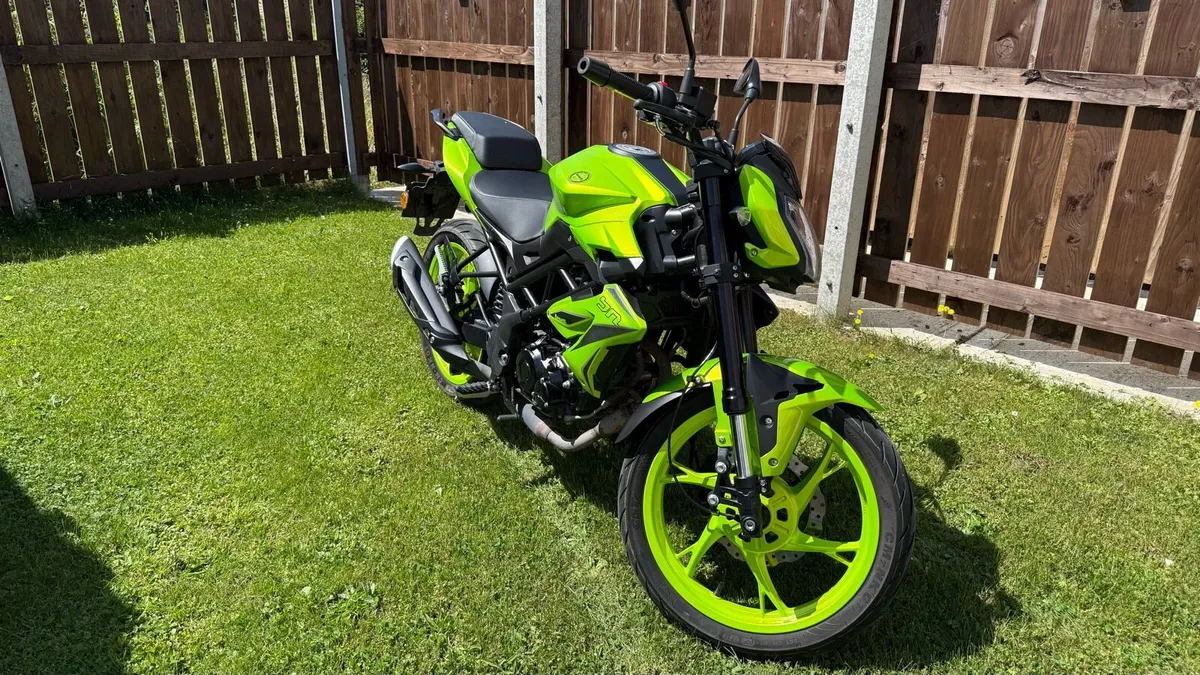 Benelli bn 125 - Image 1