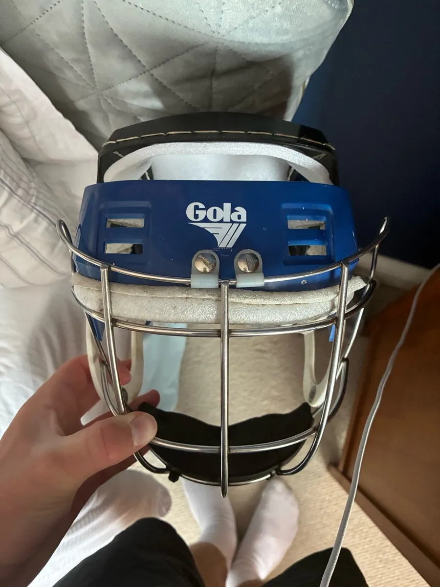 Gola helmet - Image 1