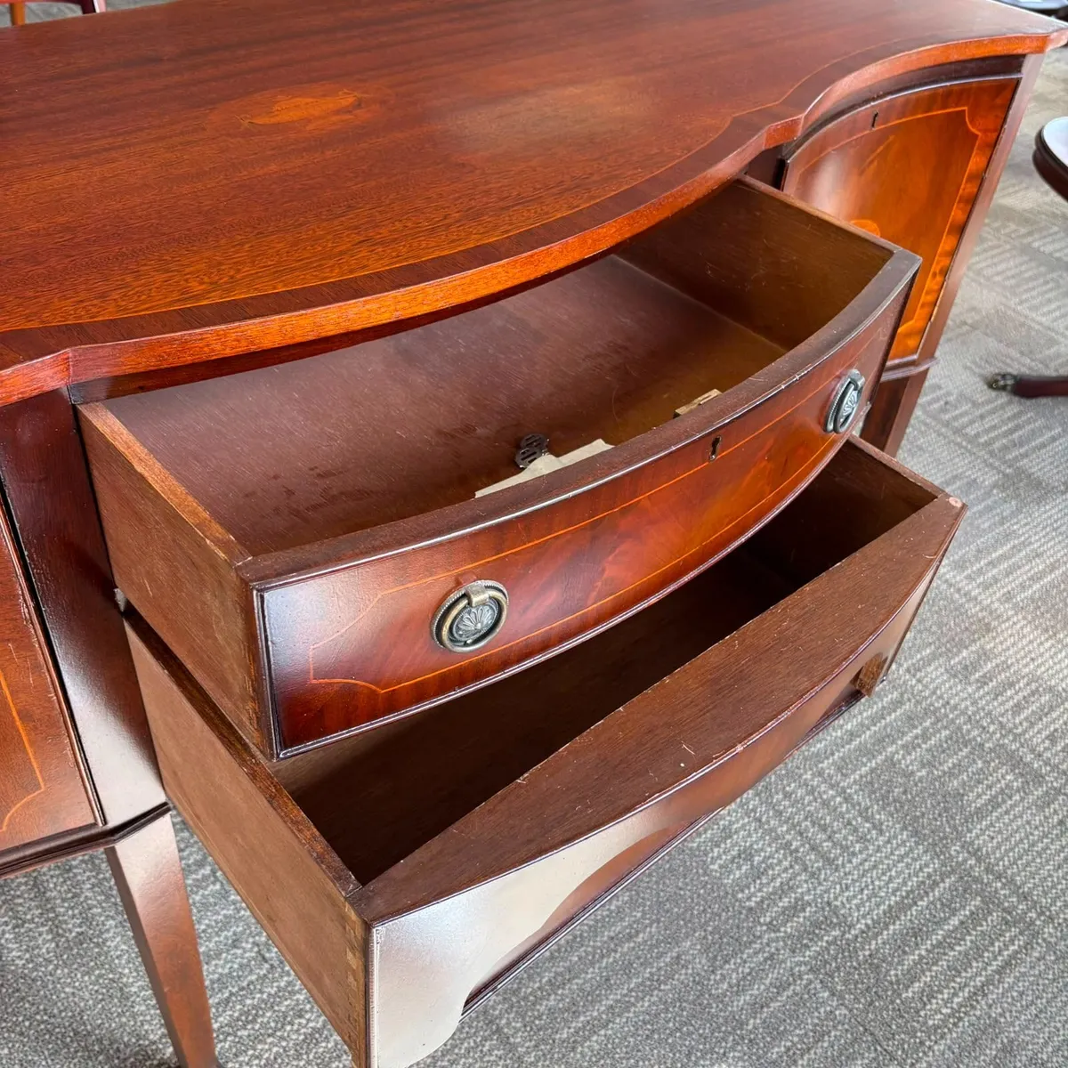 Vintage mahogany flamed bow-fronted sideboard - Image 3