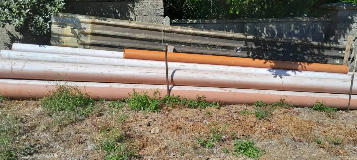 Wavin - 9inch pipes and 9" and 6" connectors - Image 3