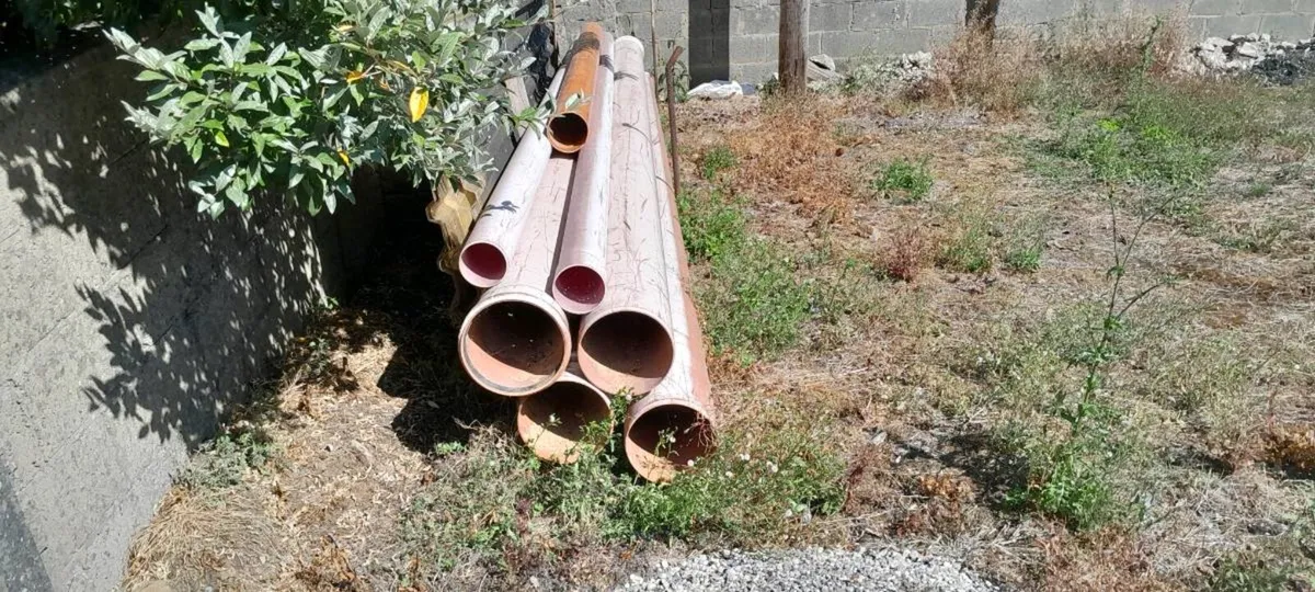 Wavin - 9inch pipes and 9" and 6" connectors - Image 4