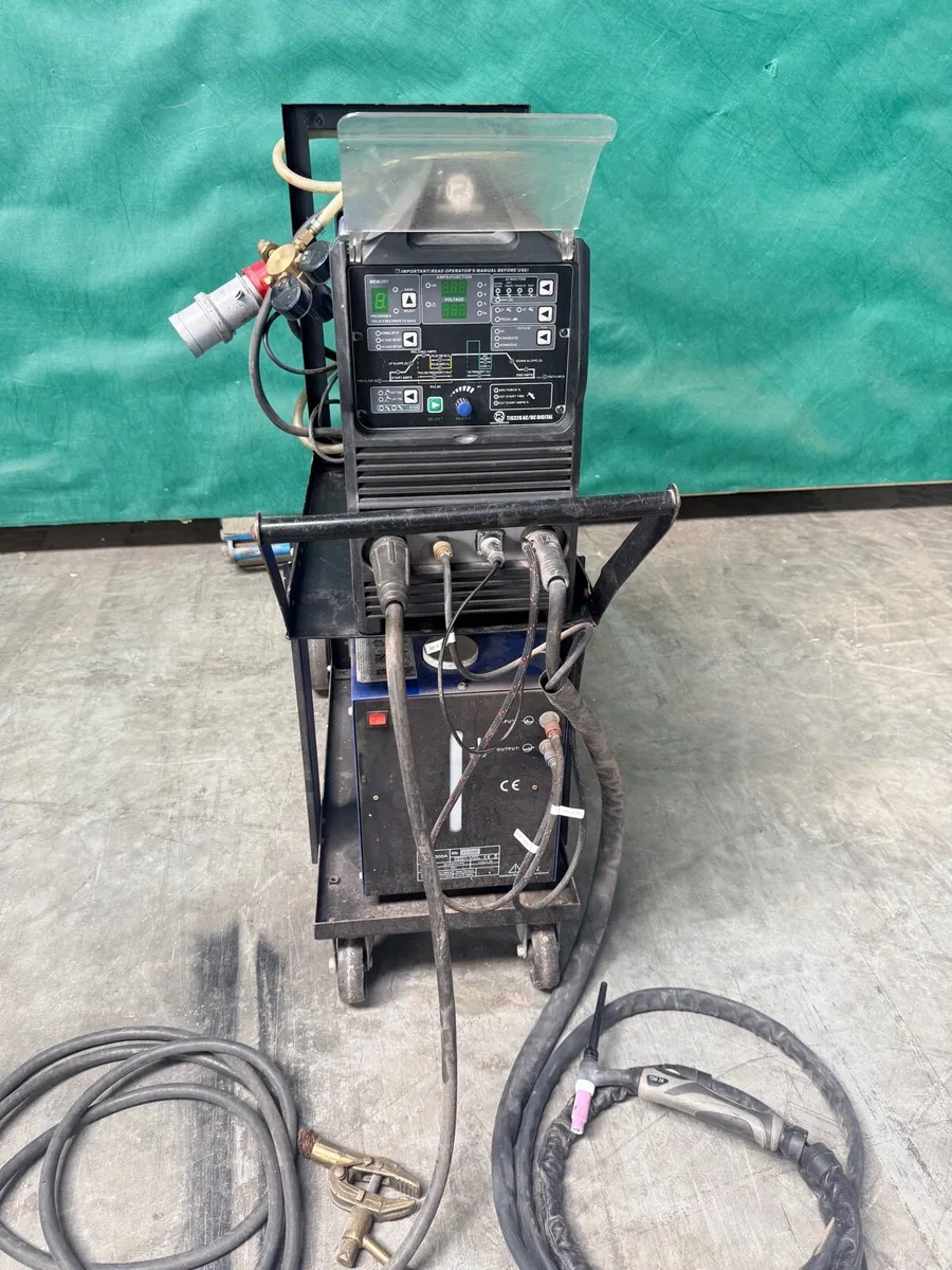 R-Tech Tig 320 AC DC Digital - Image 1