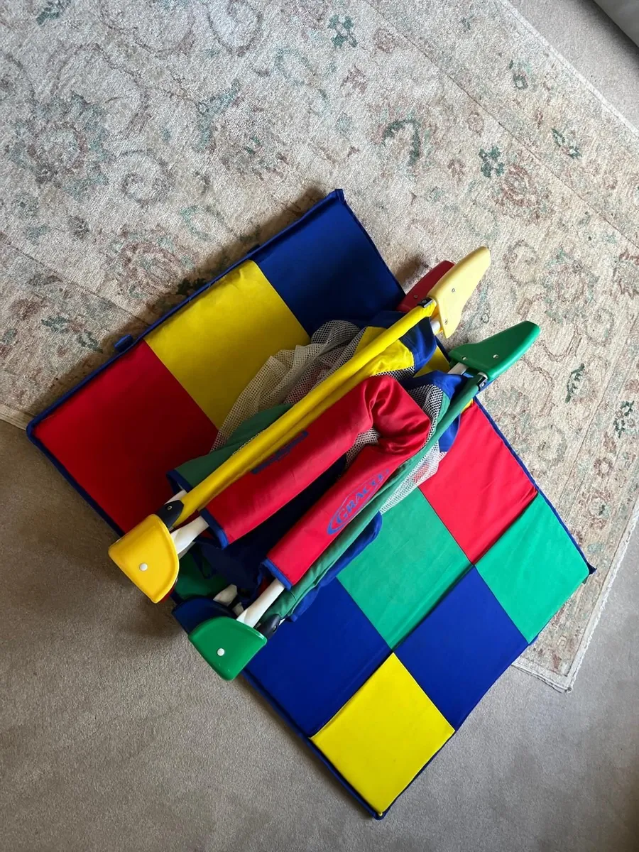 Travel cot - Image 2