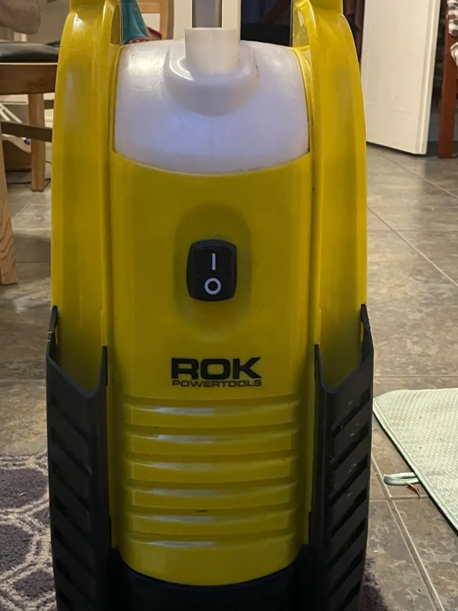 ROK PRESSURE WASHER (without gun and hose) - Image 1