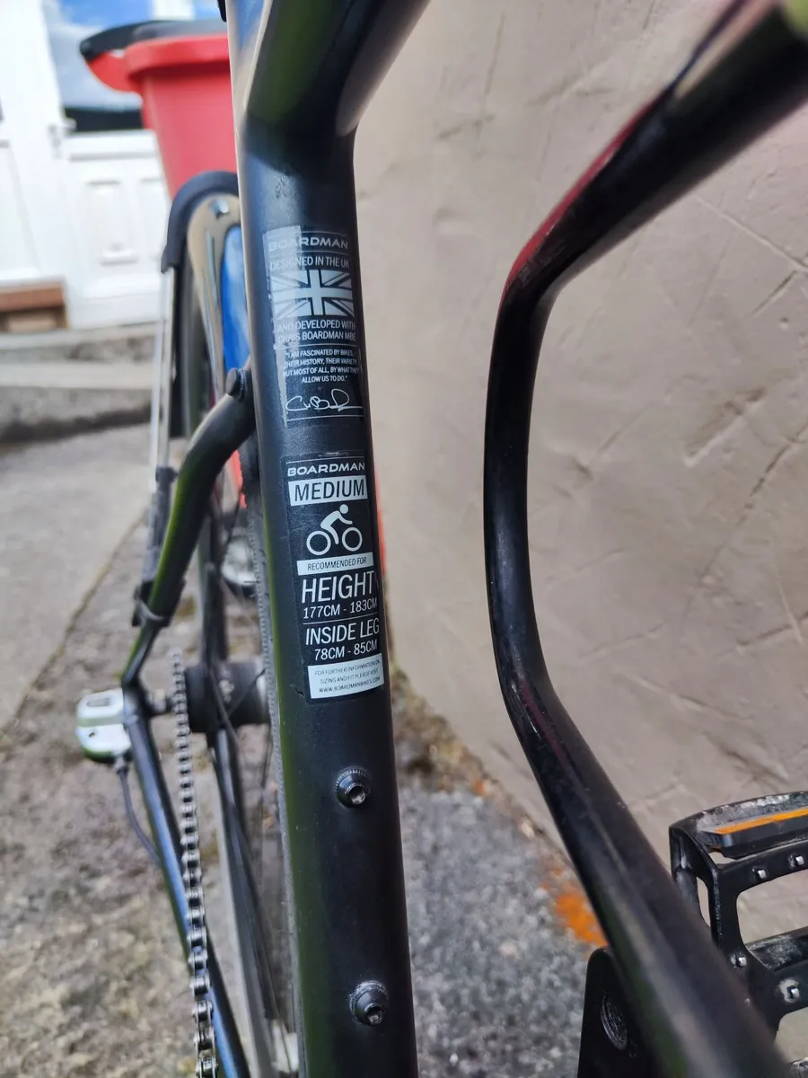 Boardman URB 8.6 – Lightweight Urban Bike (Galway) - Image 3