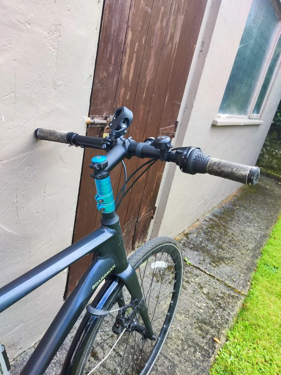 Boardman URB 8.6 – Lightweight Urban Bike (Galway) - Image 4