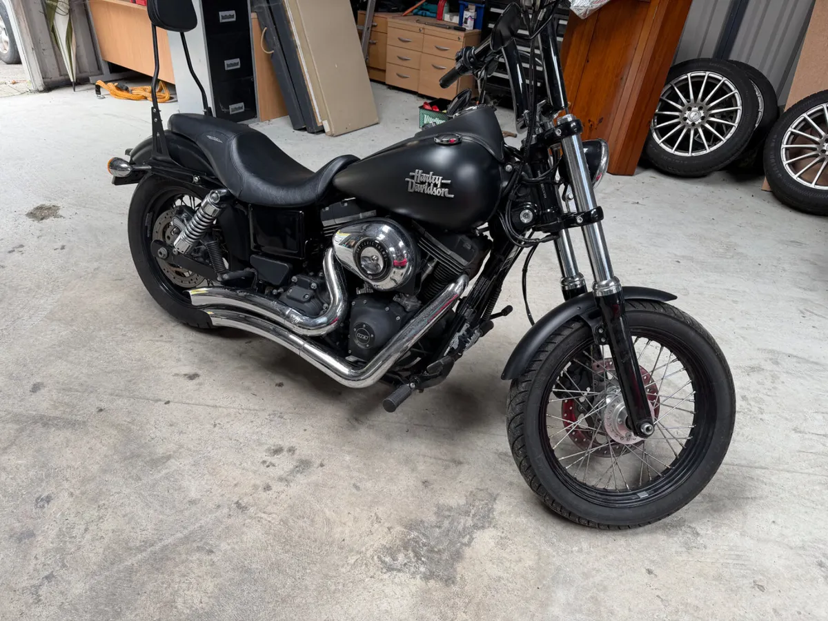 HARLEY DAVIDSON Street Bob 2016 14k KLM’s - Image 3