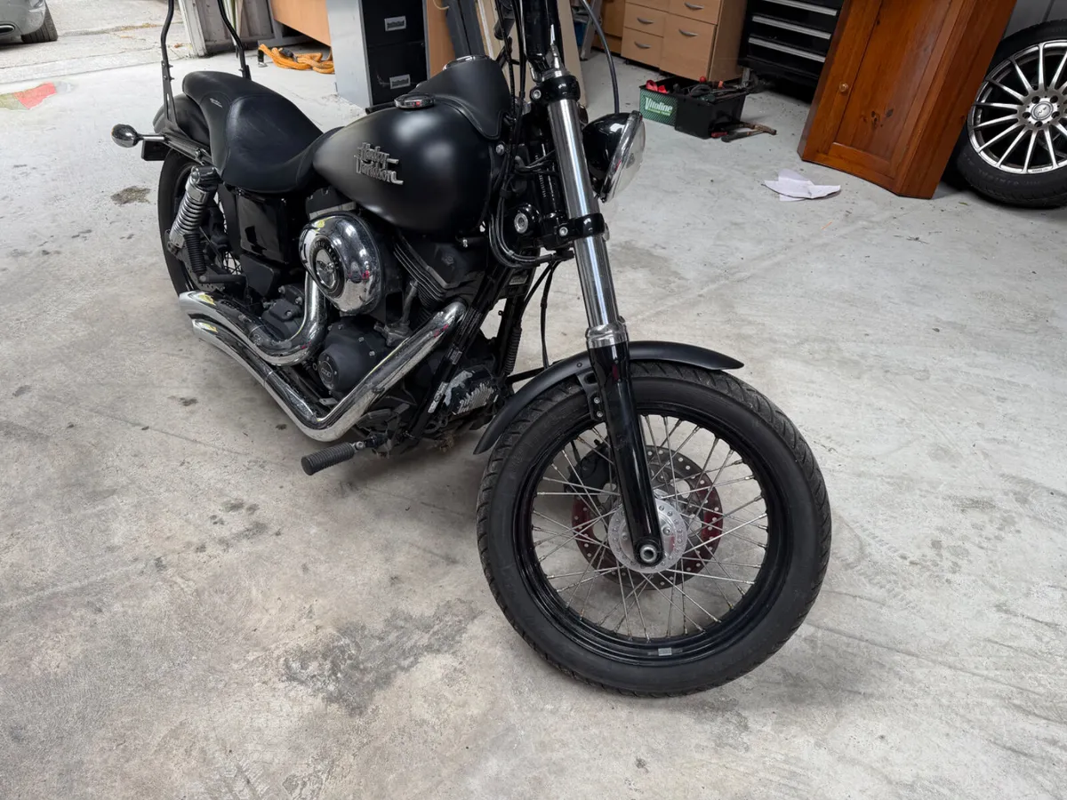 HARLEY DAVIDSON Street Bob 2016 14k KLM’s - Image 4
