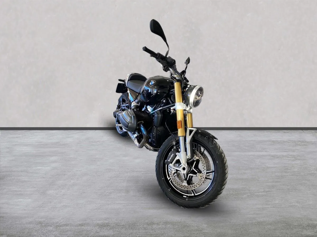 Ex demo low miles - Image 3