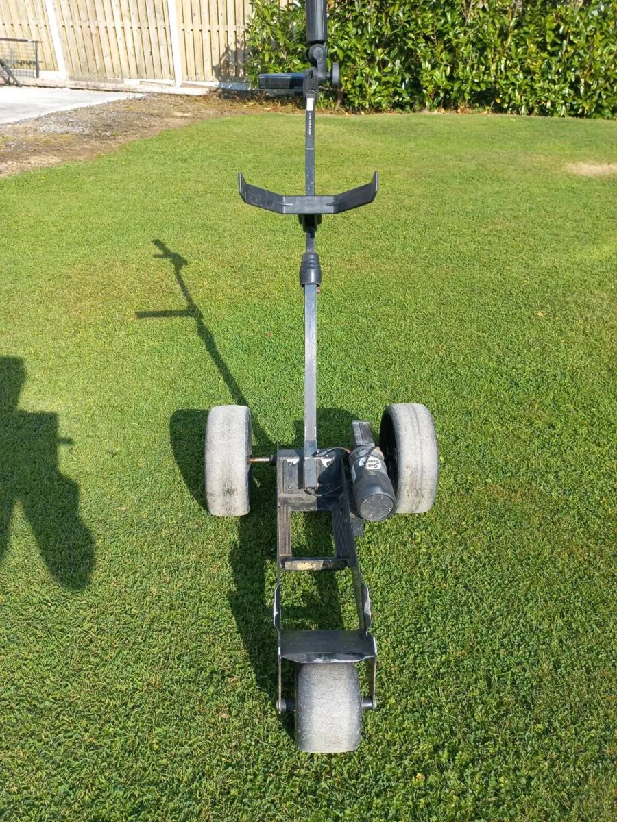 Golf trolley - Image 1