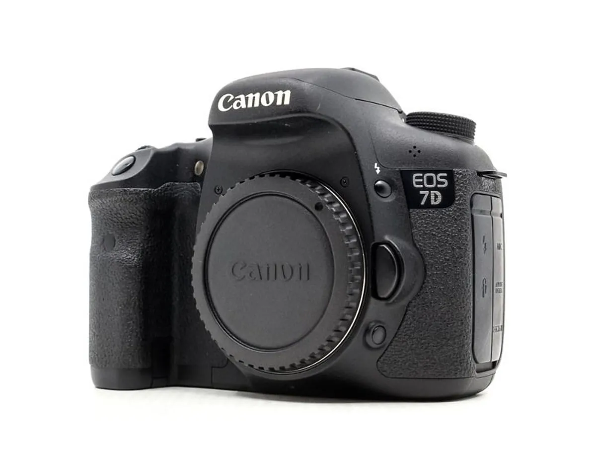 Canon 7D + Lenses - Image 1