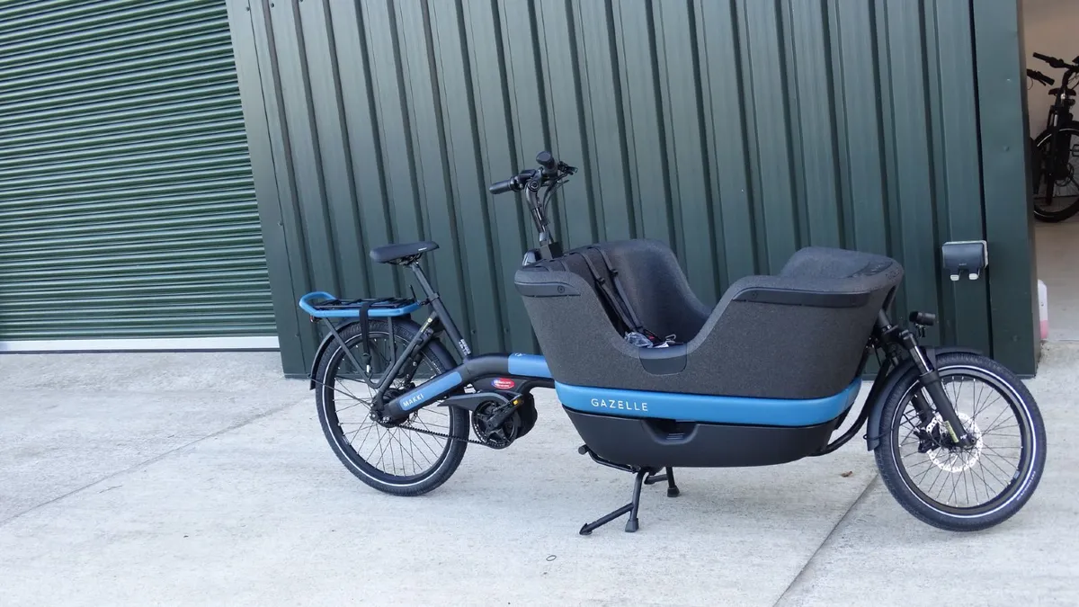 AS new Gazelle Makki Family Cargo Bike -Demo Stock - Image 2