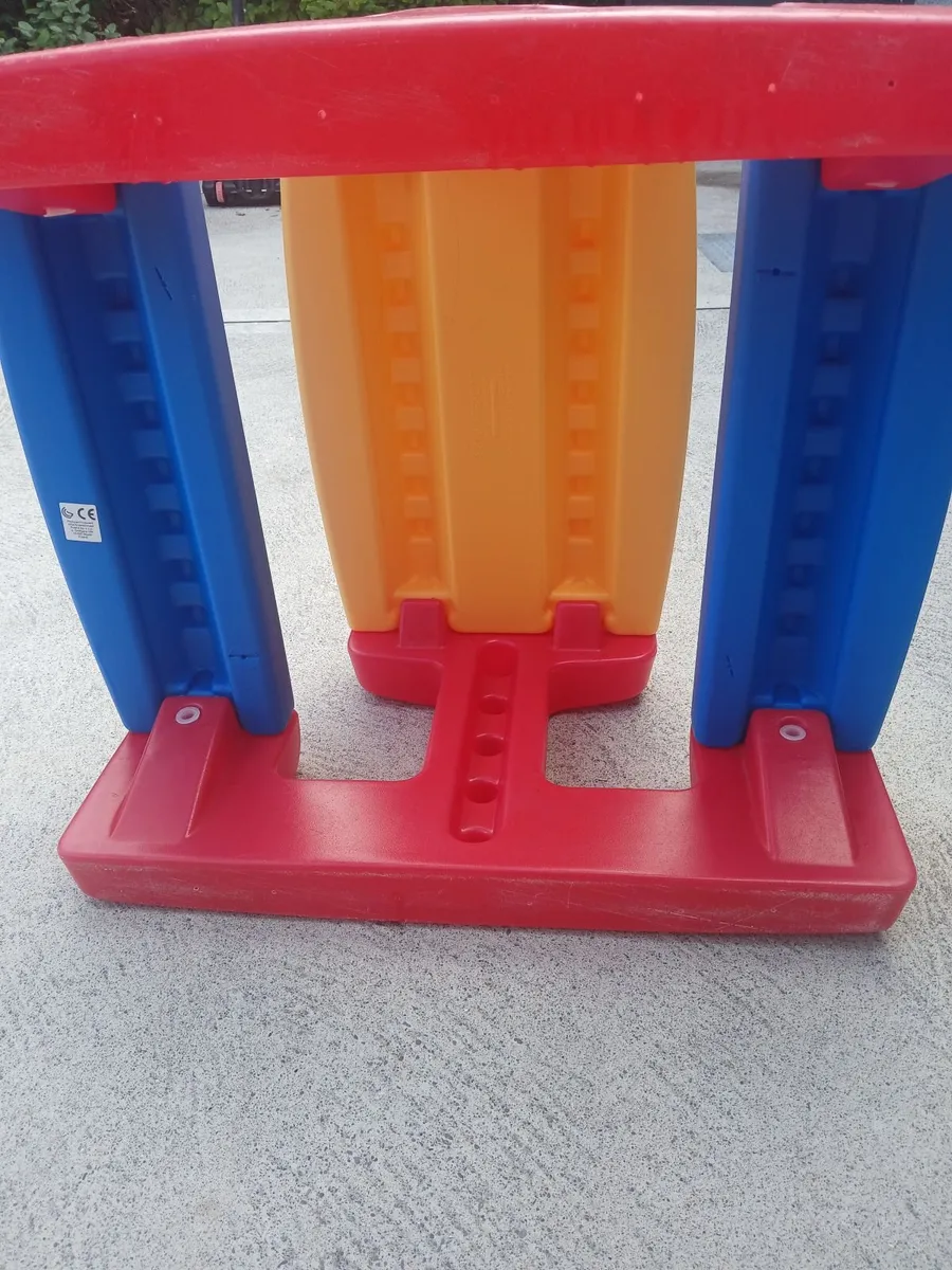 Kids picnic table - Image 4