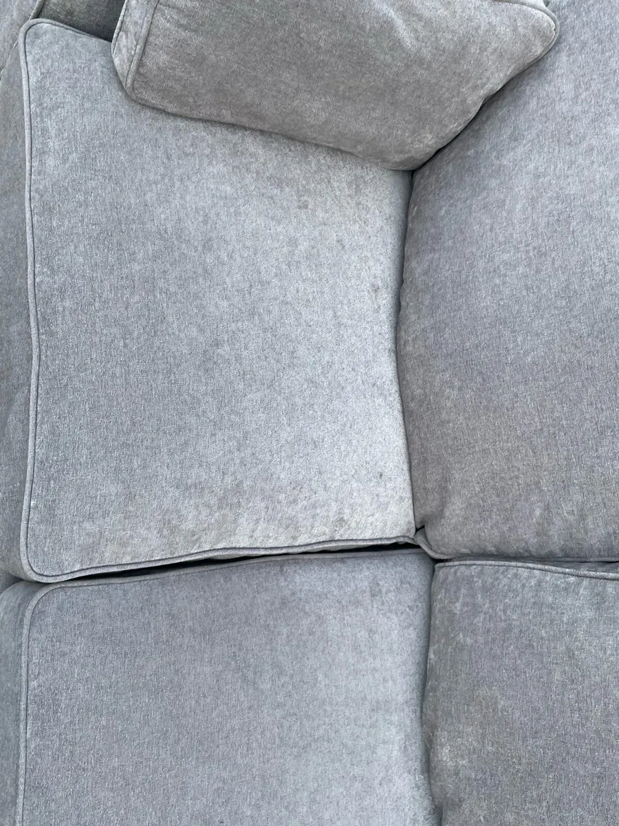 Beautiful Grey corner sofa - Image 4