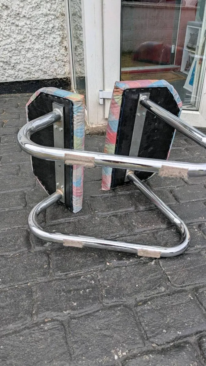 Knee Chair - Image 1