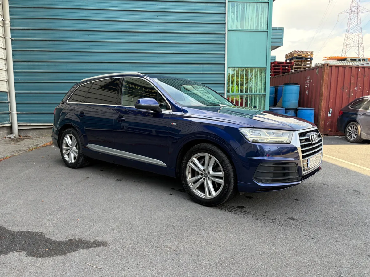 192 Audi Q7 N1 2 Seat Commercial Van - Image 3