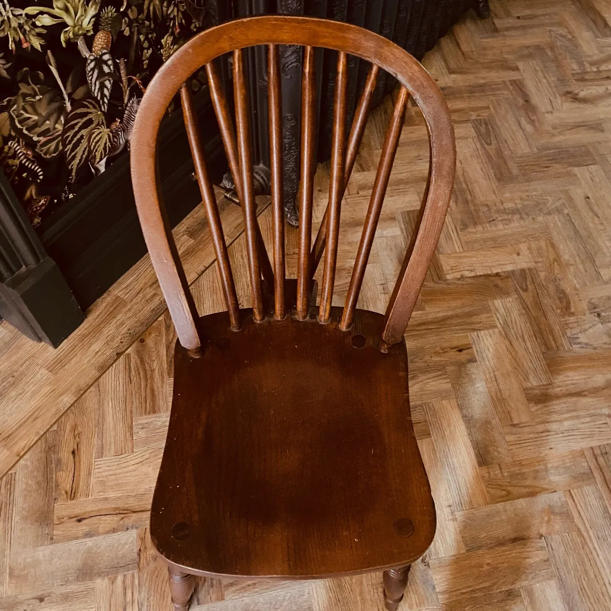 Antique Windsor Chairs x 9 - Image 2