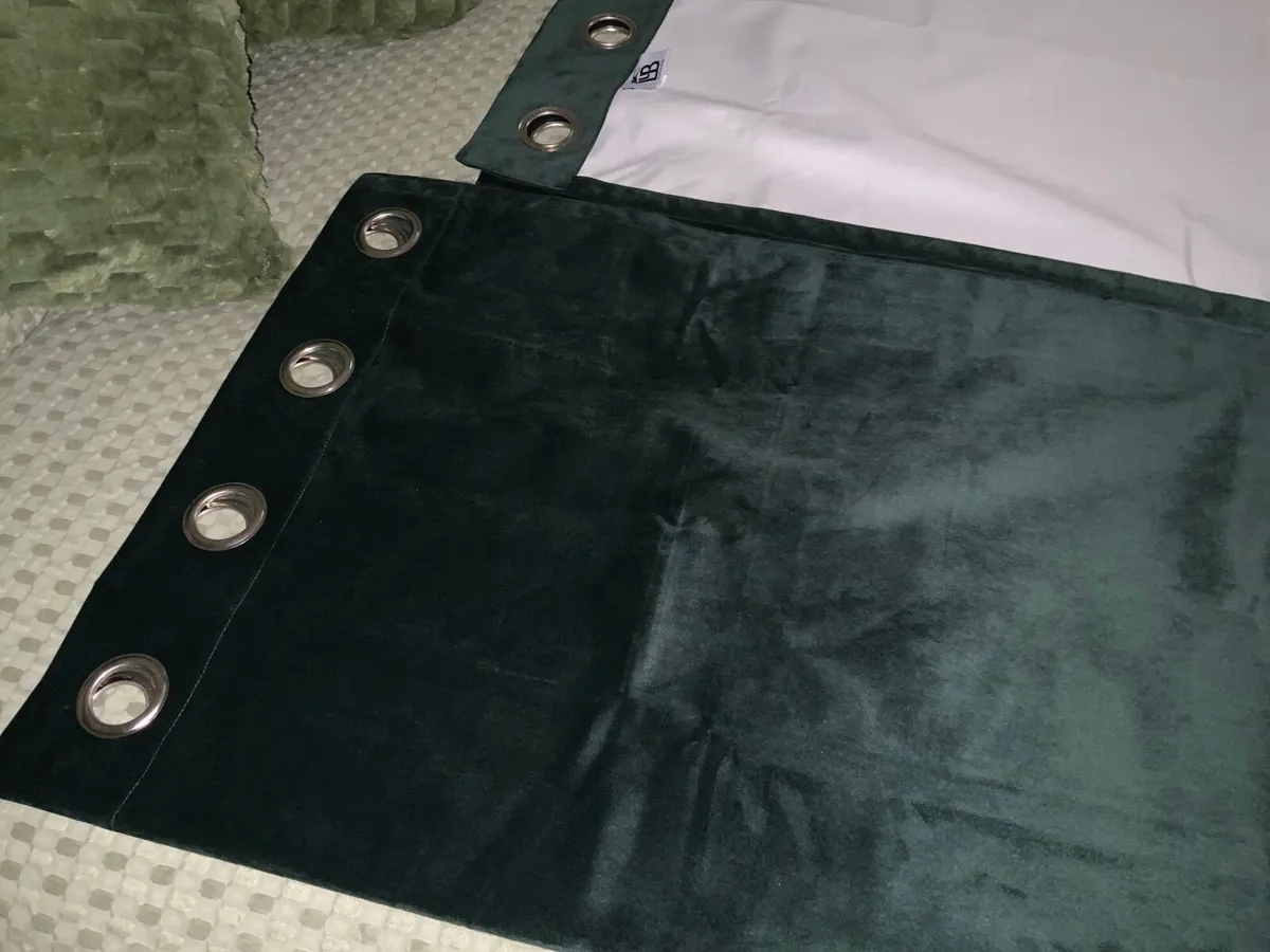 Moss Green Blackout  Eylet Curtains - Image 3