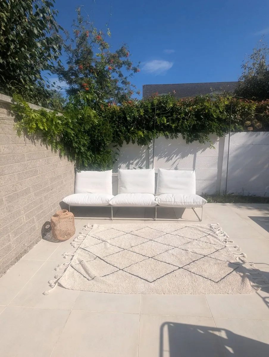 Garden sofa - Image 1
