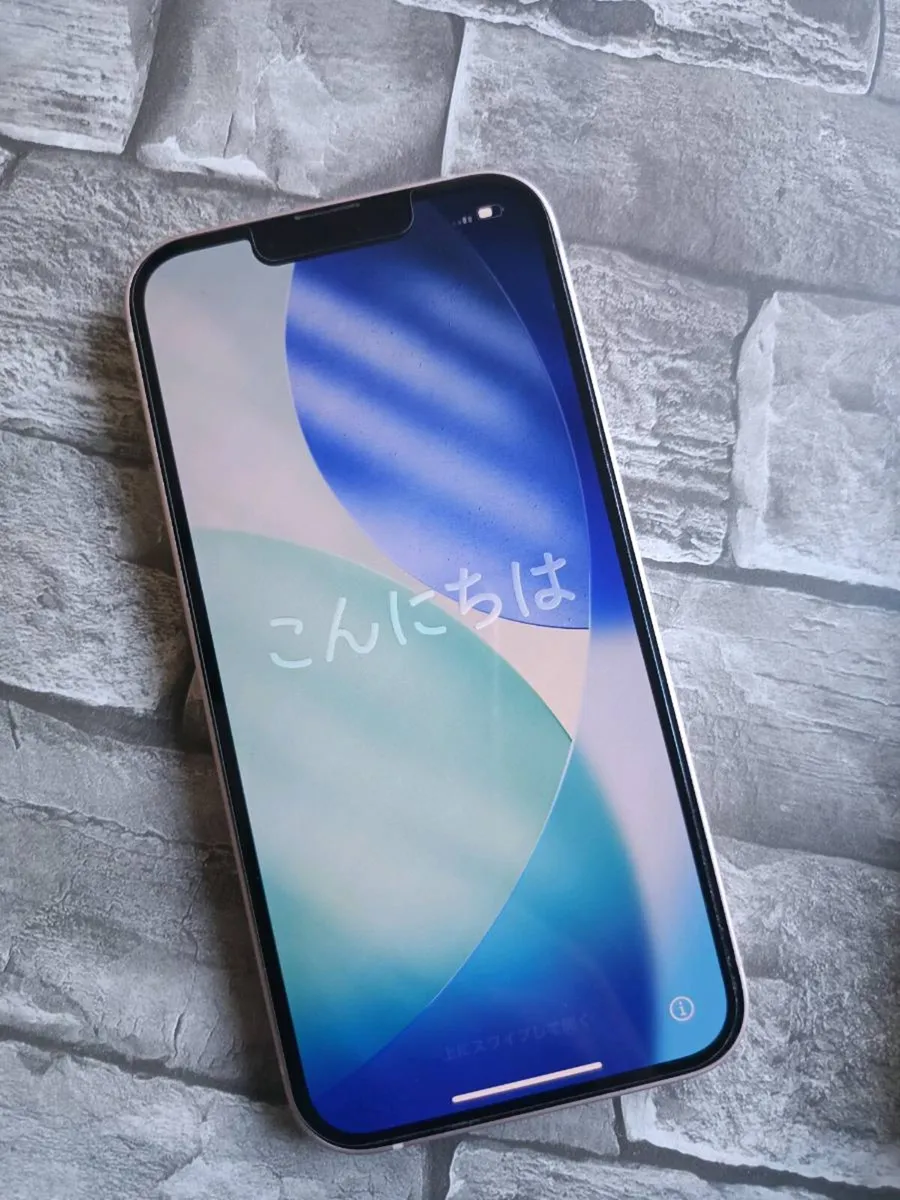 iPhone 13 - Image 1