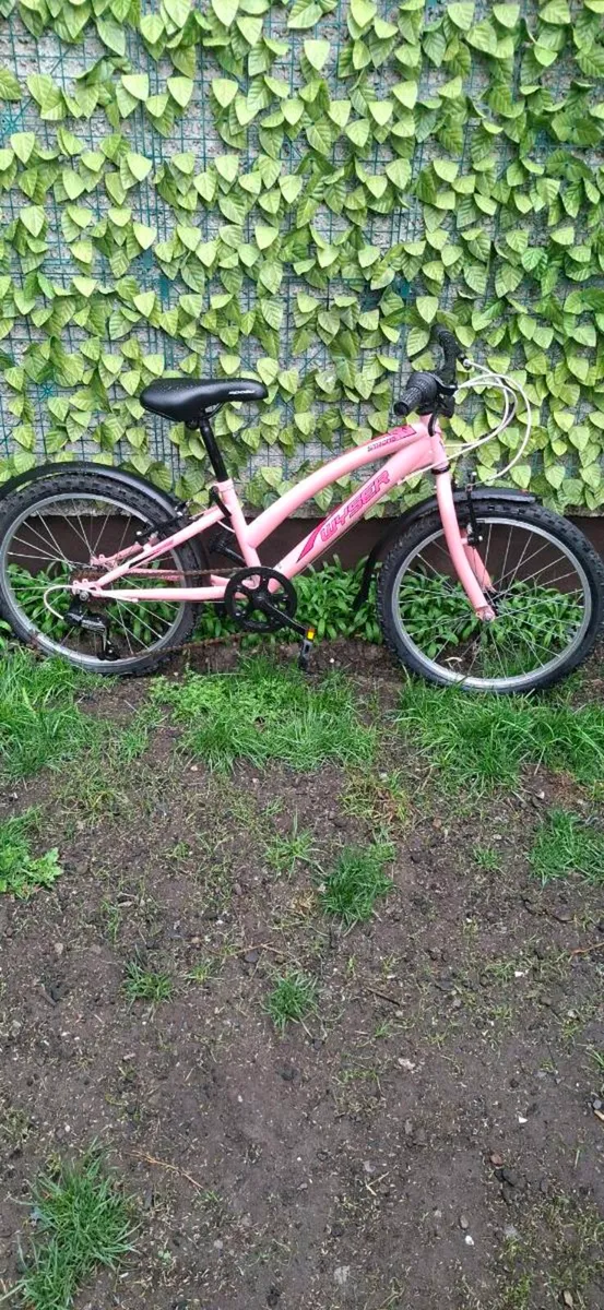 Girls wyser bike - Image 1