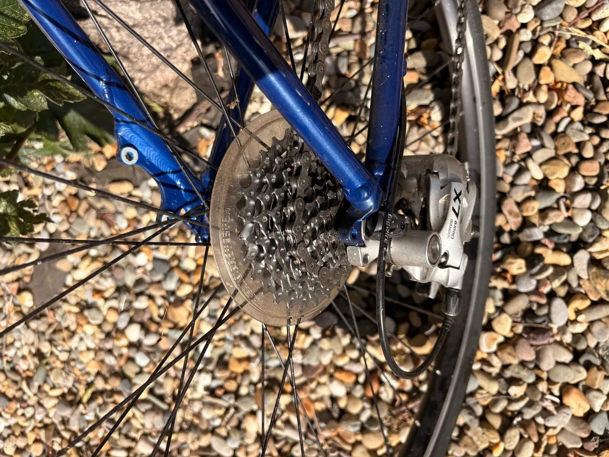 Giant Escape Road Bike - Image 4