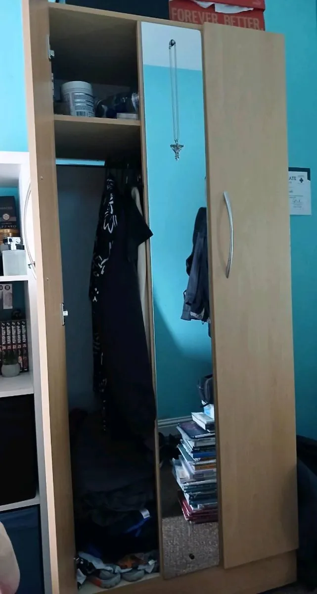 Wardrobe - Image 2