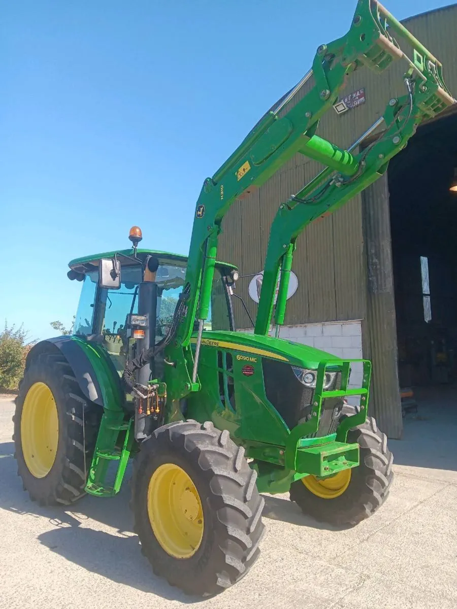 John deere 6090mc - Image 1