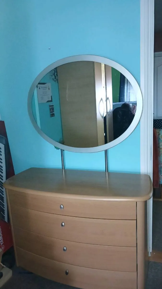 Chest of drawers - Image 3